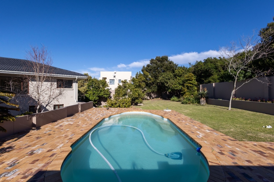 4 Bedroom Property for Sale in Lower Robberg Western Cape